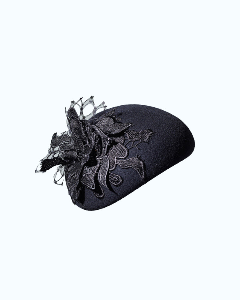美品✨ミサハラダmisaharada ヘッドドレス 羽根 トーク ベレー 商品 – misaharada JP